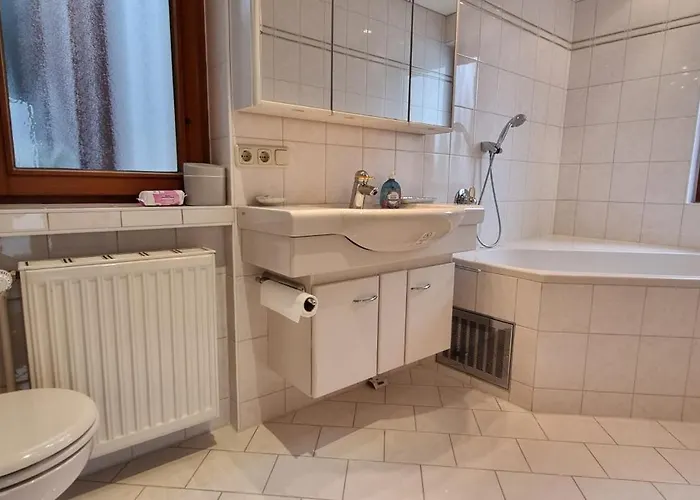 Large With Garden 아파트